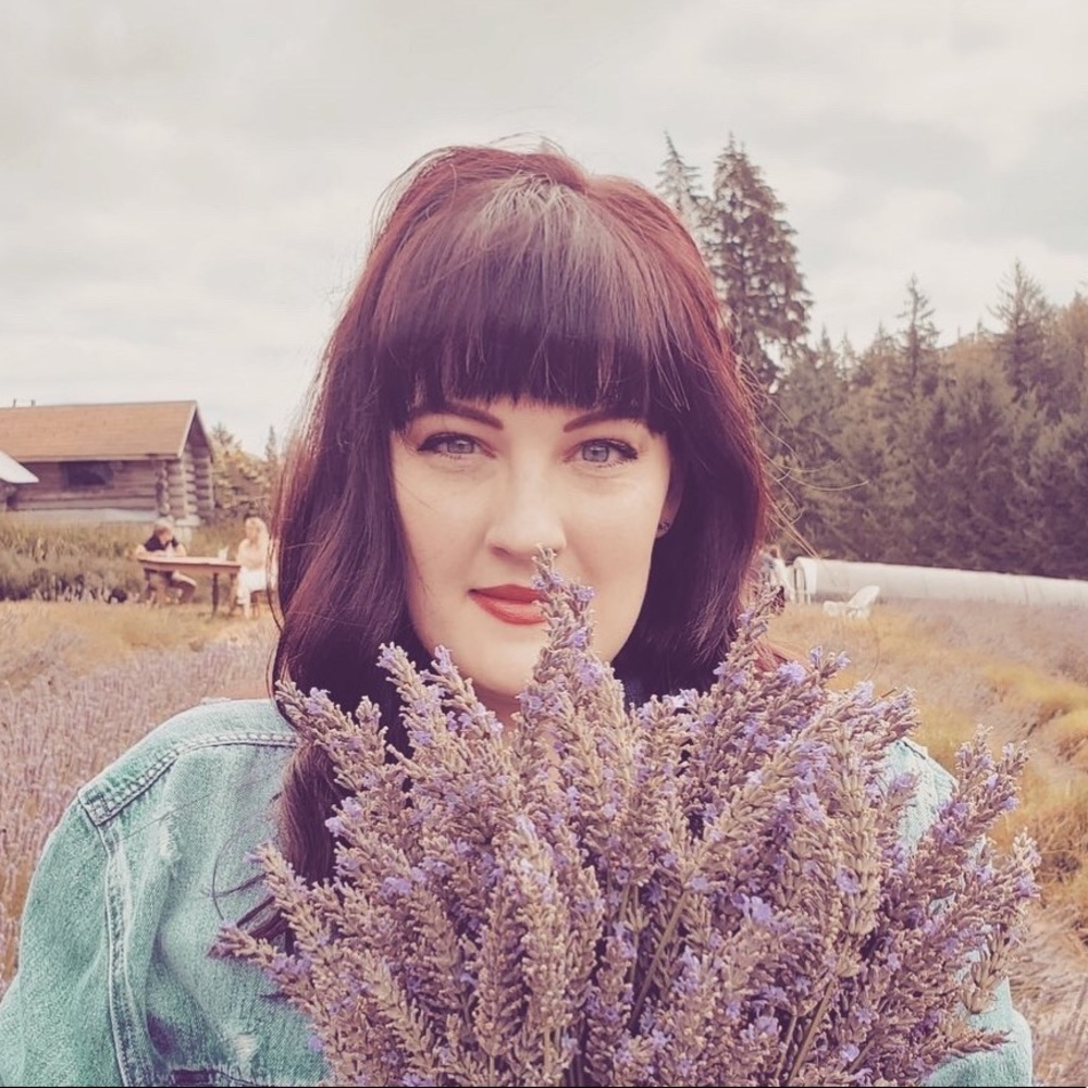 Meet your Posher, Faith